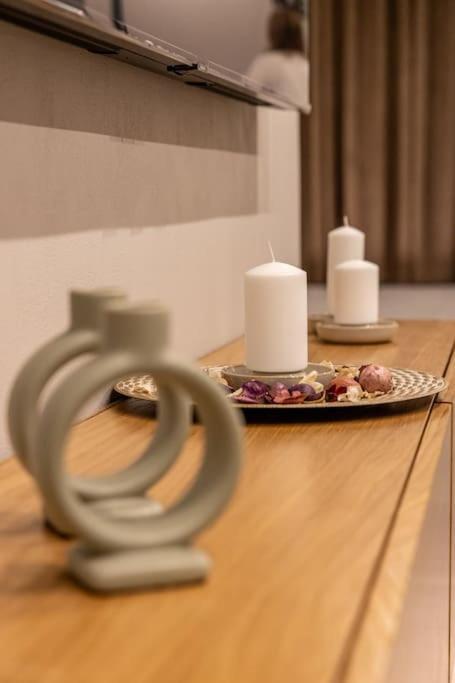 Smaragdi Luxury Jacuzzi Apartment Noho Premium Living Athen Eksteriør bilde