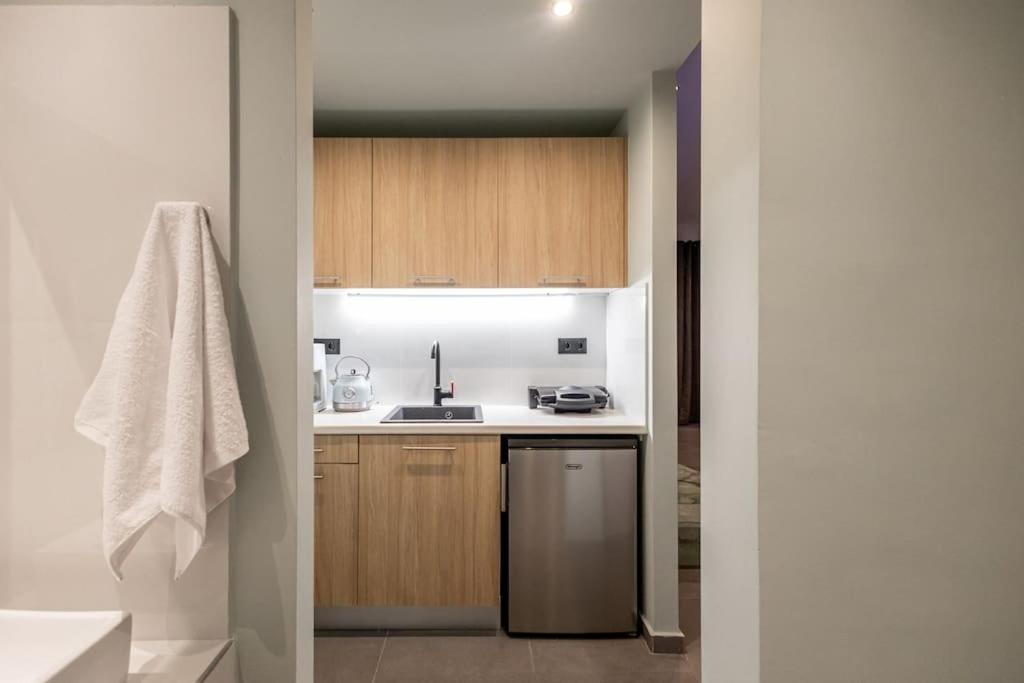 Smaragdi Luxury Jacuzzi Apartment Noho Premium Living Athen Eksteriør bilde